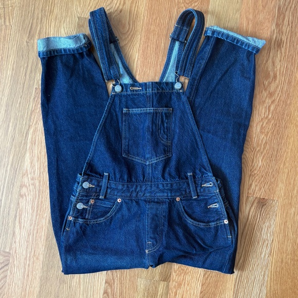 Authentic Levi’s overalls - Picture 2 of 6